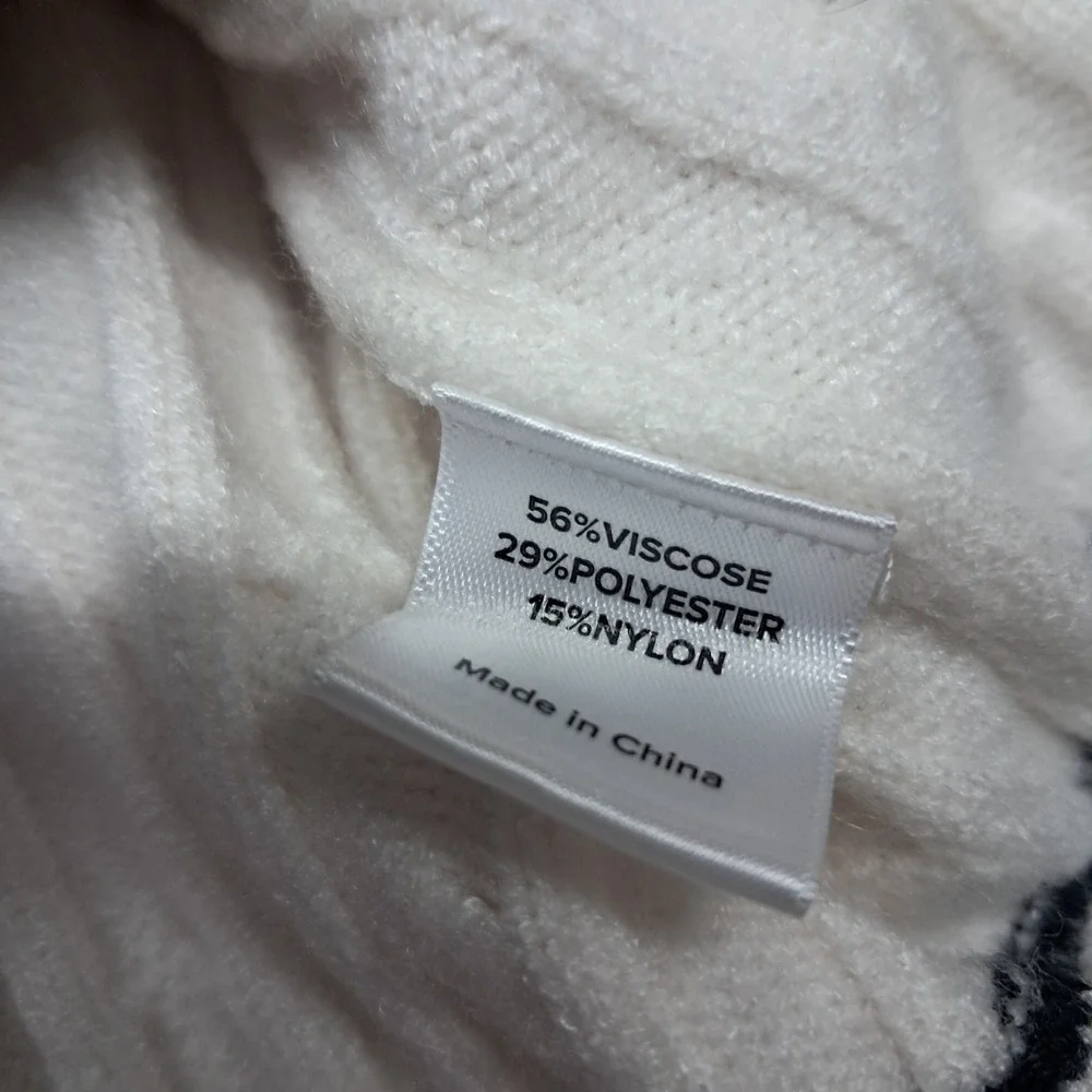 Evereve Penny Sweater Women's Large Preppy White Green Cable Knit Collegiate‎